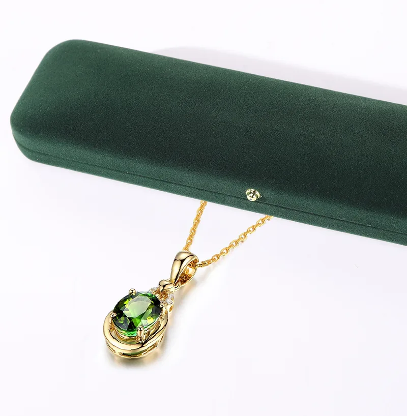 Green Gem Necklace Jewelry Box