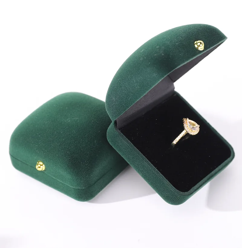 Velvet Gem Ring Box