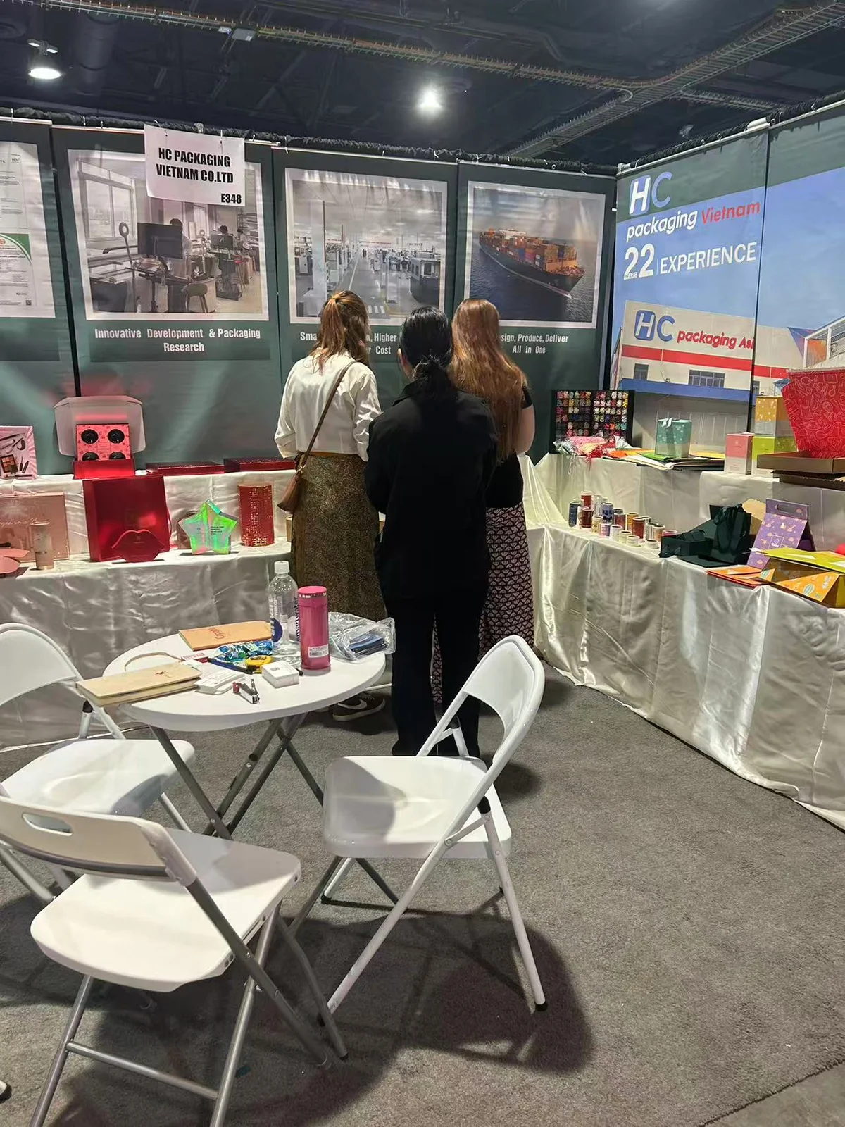 Historical exhibition display and packaging examples