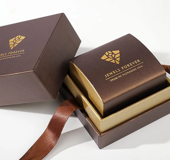 Jewelry presentation boxes and packaging details