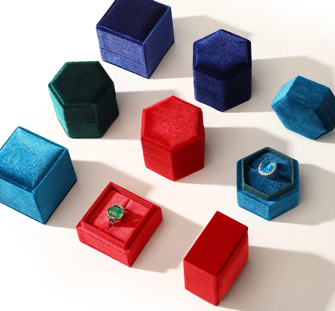 Jewelry presentation boxes and packaging details