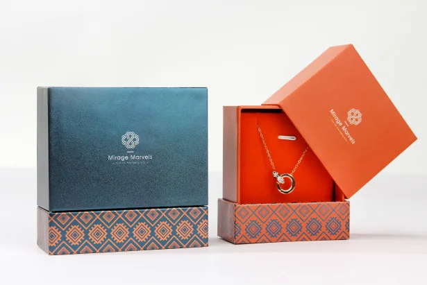 Jewelry presentation boxes and packaging details
