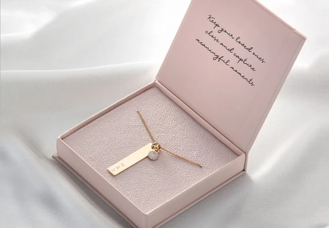 Necklace Boxes