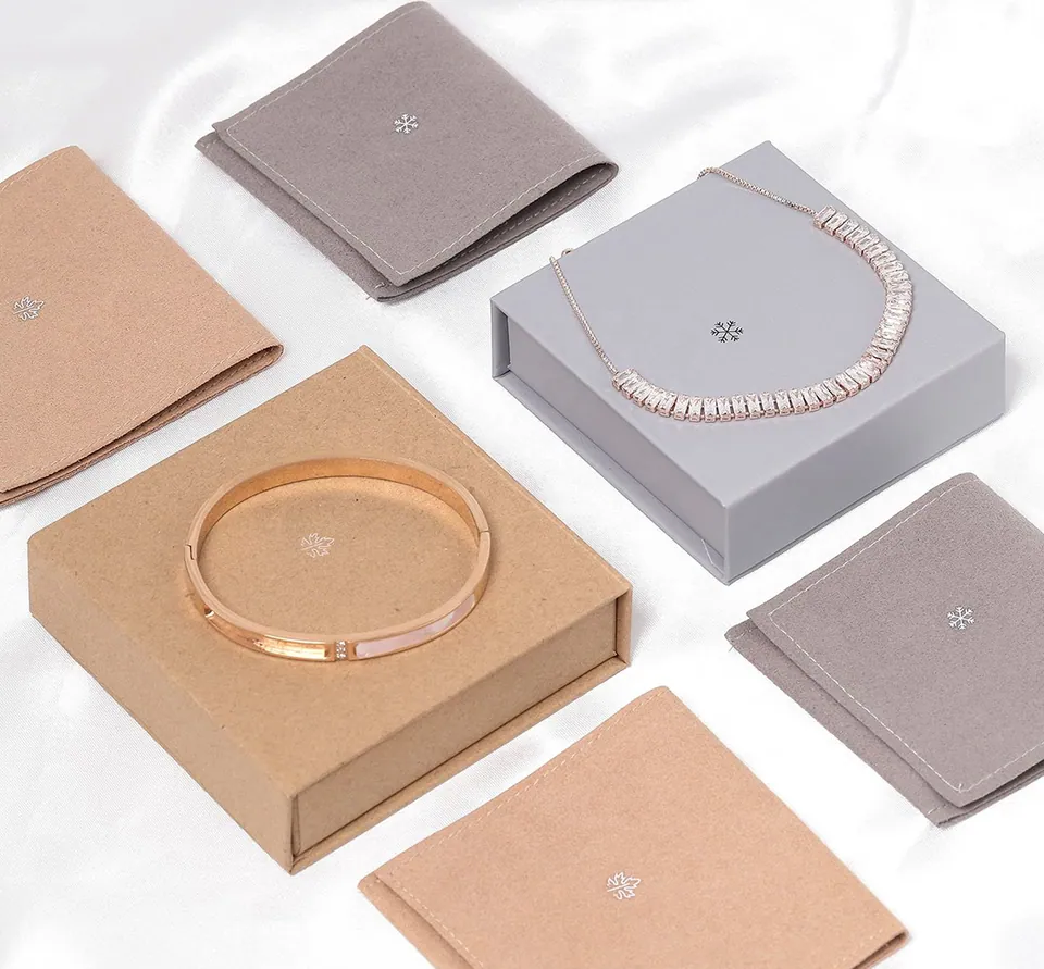 ECO-Friendly Bracelet Gift Box — product view 1