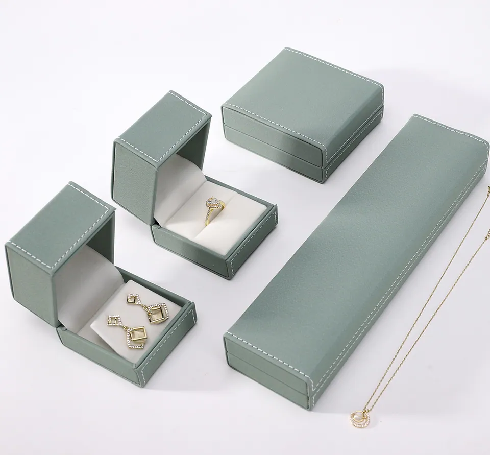 Classic Mint Jewelry Box Set — product view 1