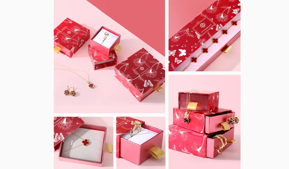 Red minimalist jewelry box — product view 1