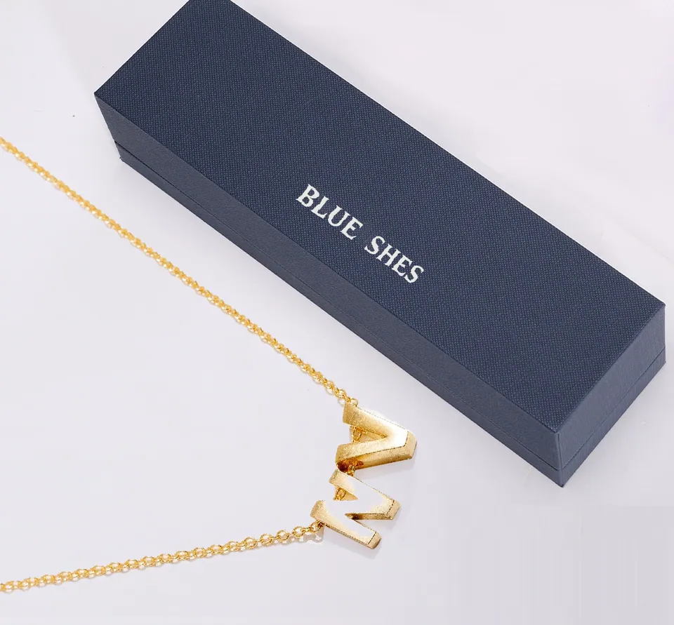Blue Necklace Jewelry Box — product view 1